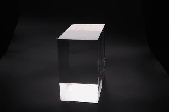 Tấm Acrylic Đúc OLEG Độ Trong Suốt Cao Tùy Chỉnh Mẫu Miễn Phí