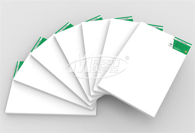 Tấm ngoại hối màu trắng 3mm 1220x2440mm Celuka PVC Foam Board 20mm