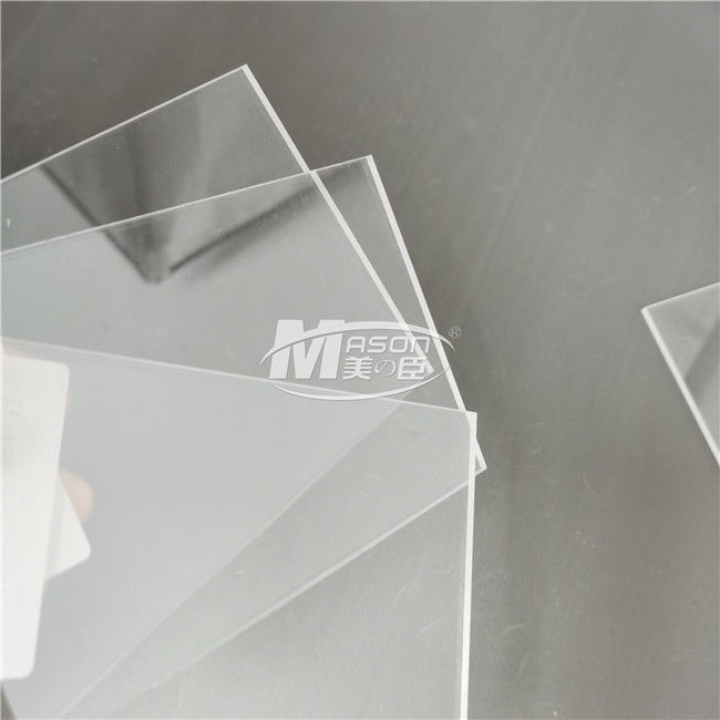 Tấm kính acrylic chống cháy chống cháy 6mm chống xước